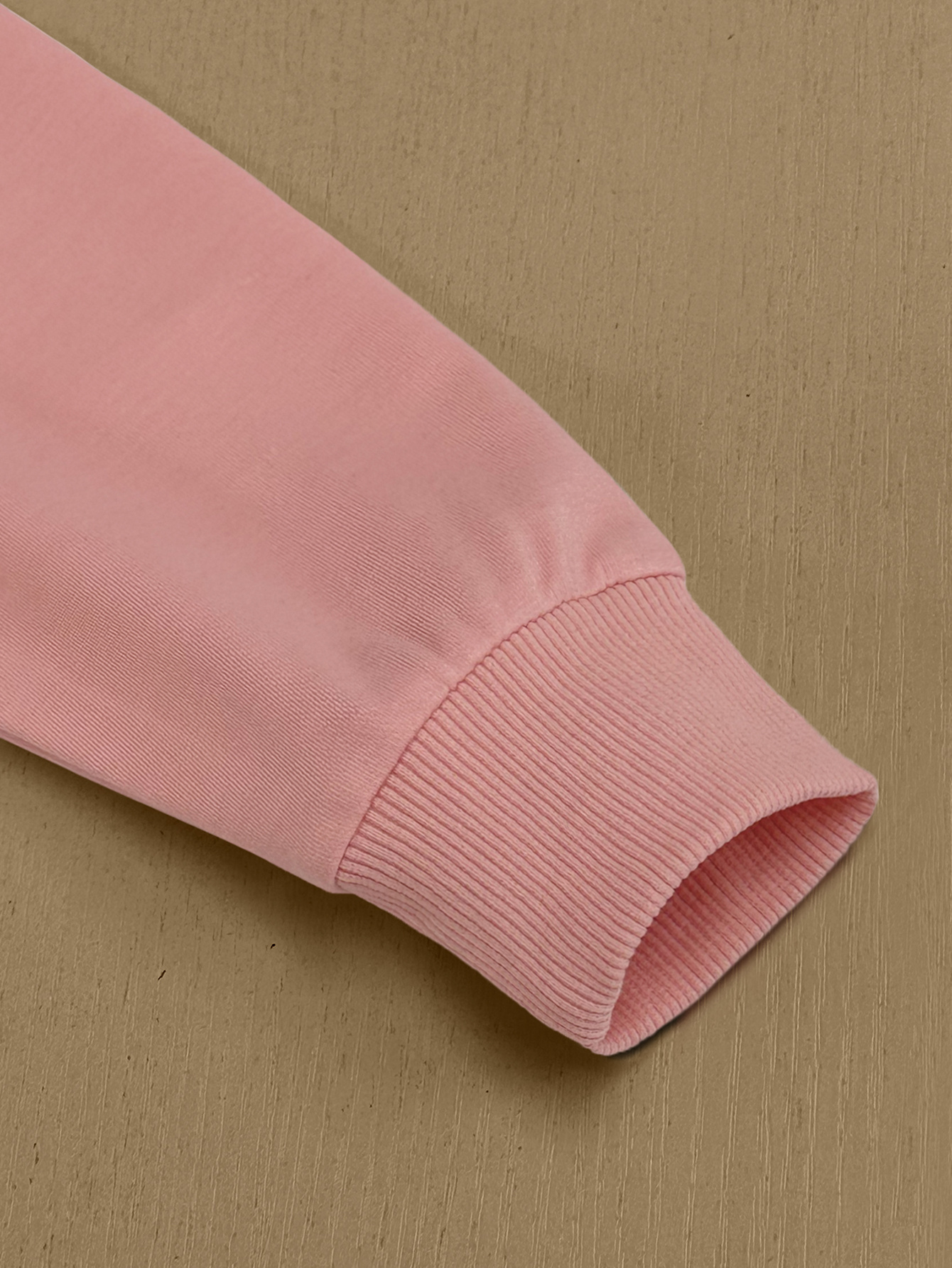 5-delig, Schattige Minnie en Daisy Cartoon Print, Modieuze Casual Lange Mouwen Crewneck Trui voor Meisjes, Trendy Veelzijdige Herfst/Winter Top, Herfst Winter Kleding,Cartoon Print Ontwerp,Comfortabel Materiaal,Gedrukte Crewneck Trui,Disney Karakter Shirt