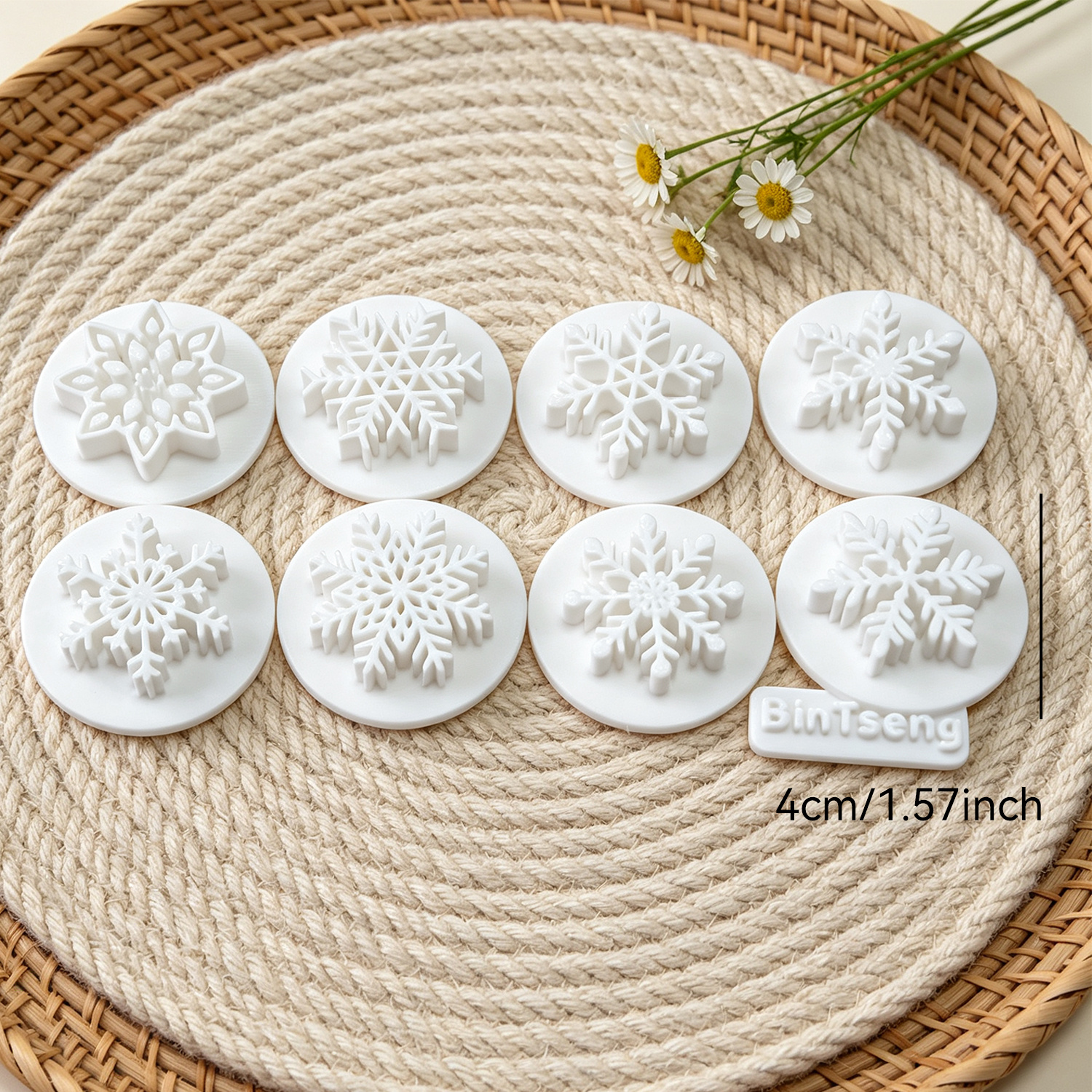 TEMU Lot de 9 emporte-pièces à gaufrer en pâte polymère de neige de Noël, moules à tampon en pâte à motif de de neige d'hiver, adaptée aux débutants,