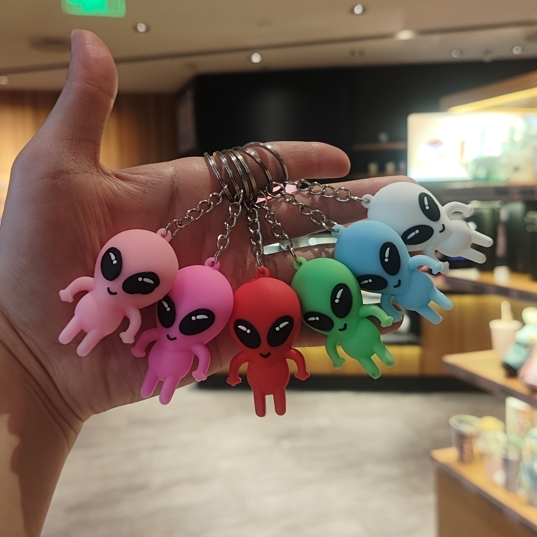 6pcs Assorted Color Cartoon Keychain Pendants Creative Student Backpack Car Keychain Gashapon Promotional Small Gifts