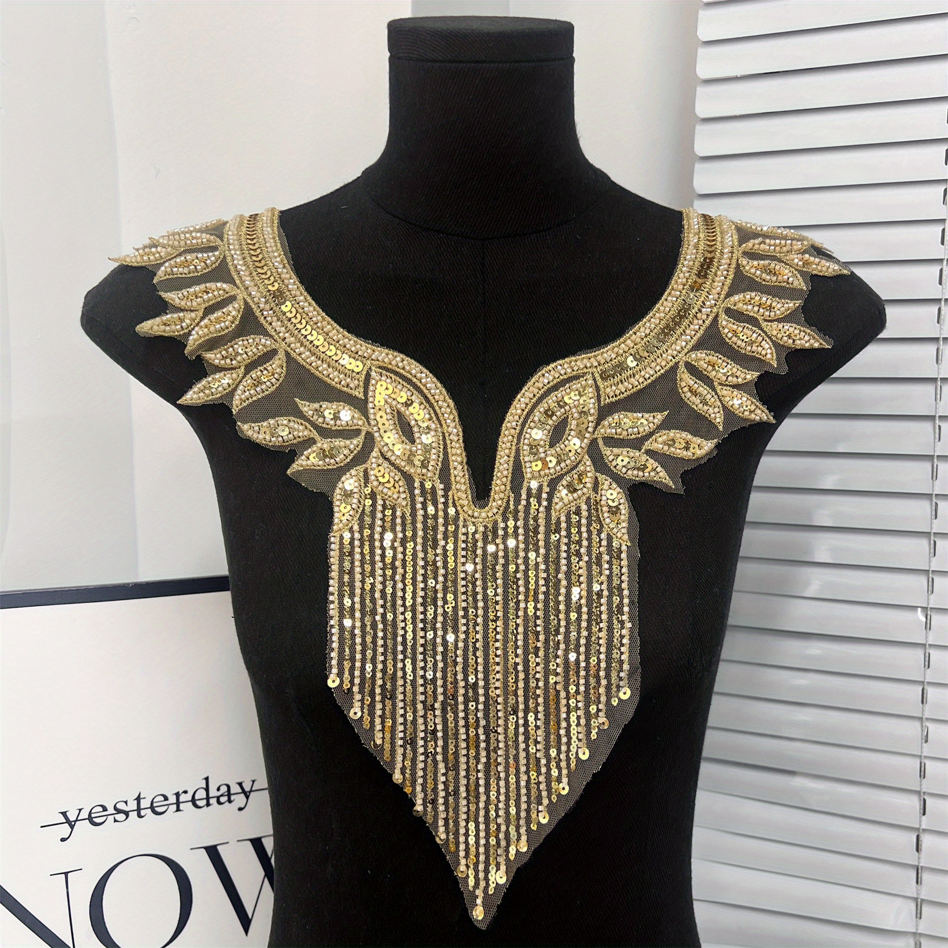 Golden Embroidered Collar With Sequins - Floral Lace Applique Neckline Trim 45cm