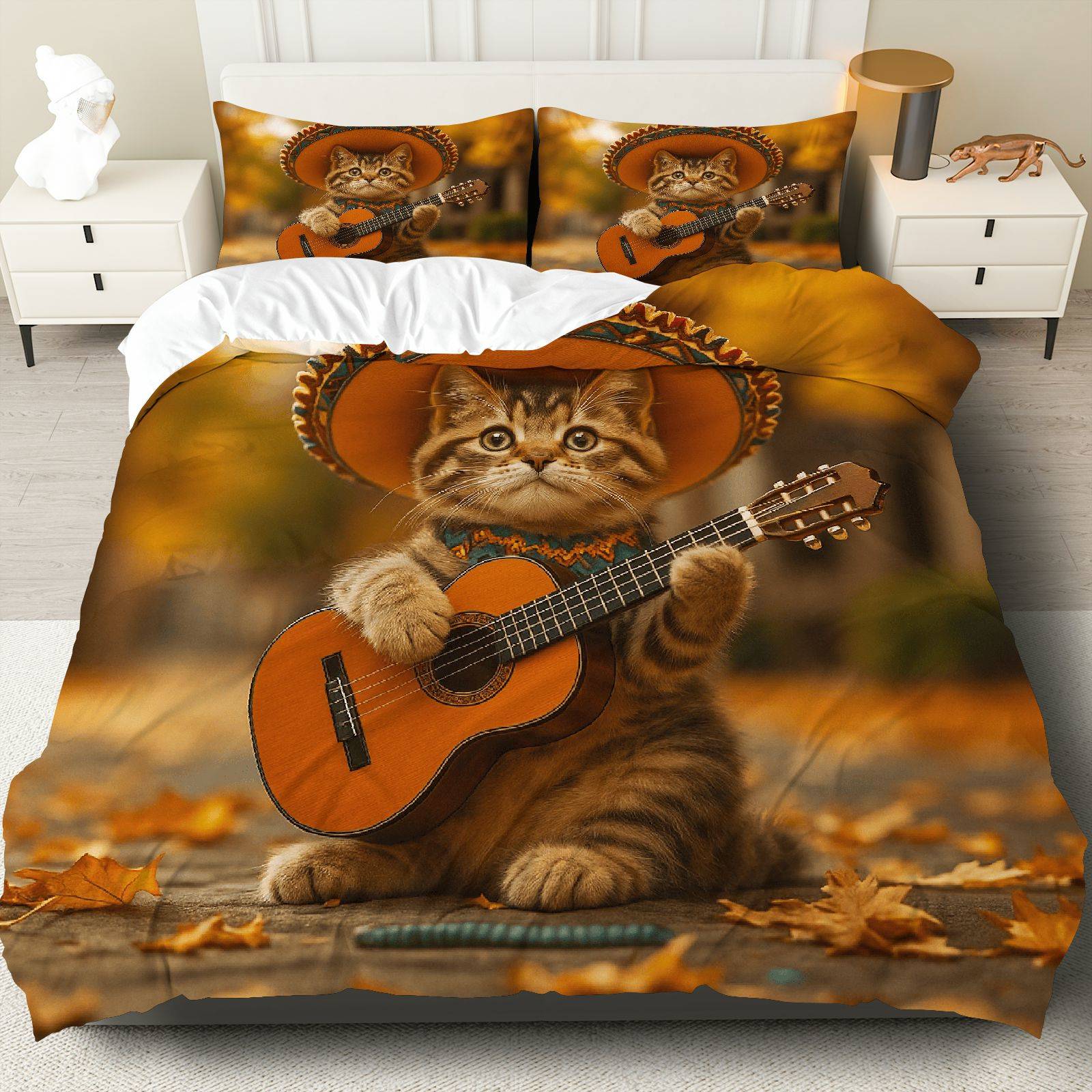 3-delige beddengoedset inclusief 1 dekbed en 2 kussenslopen (vulling niet inbegrepen), met een schattig en grappig kat-gitaar ontwerp met een Mexicaans herfstthema, perfect voor Thanksgiving. Ideaal voor het decoreren van gezellige kamers, slaapkamers en logeerkamers.