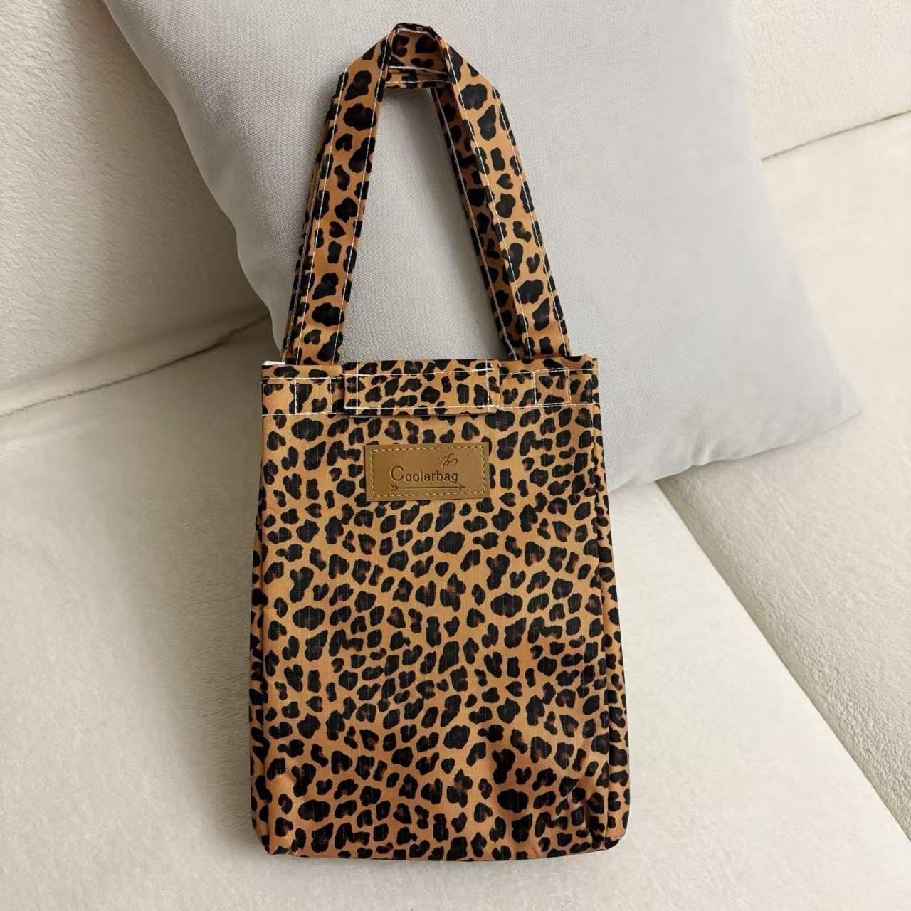TEMU Non-food Contact Stylish Leopard Print Lunch Tote Bag For Women - Durable Oxford Fabric, Square Design With Top Handle, Work, Picnics & Thermal Food Storage, Hand Wash Only, Lunch Bag Insulate