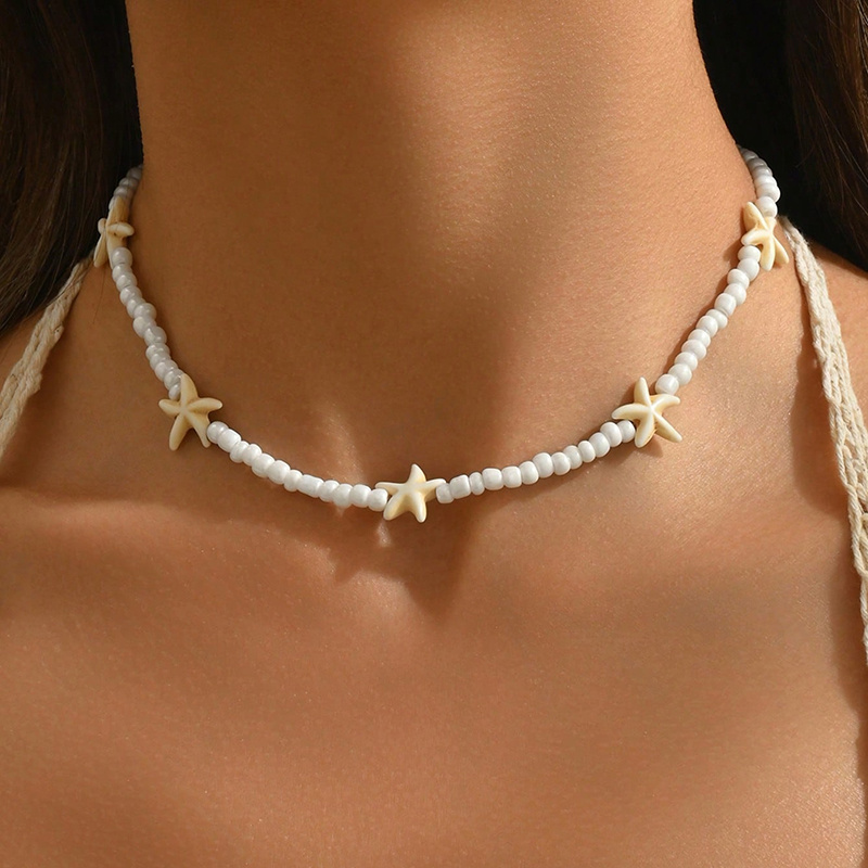 1pc, Women's Fashion Neck Chain, Summer Marine Style Starfish White Round Bead Necklace Boho All-match Bead Round Bead Clavicle Chain, Glass Material, Summer Party Vacation, Rice Bead Necklace