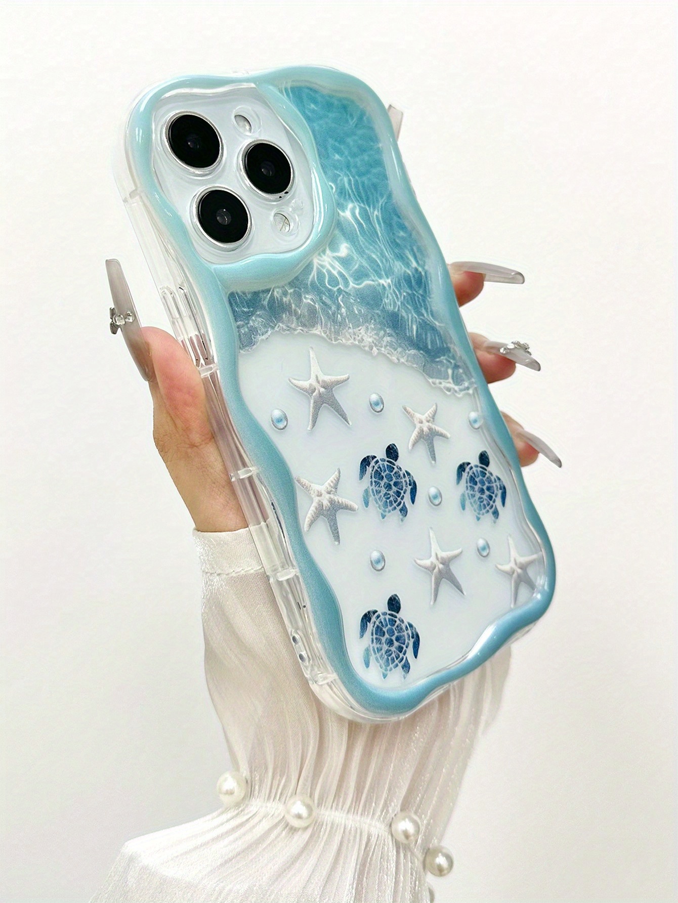 Beach Starfish And Sea Turtle Pattern Wave Gradient Painting Shockproof Phone Case with Handmade Beaded Bracelet, Compatible with Iphone 16, 15, 14, 13, 12 And 11 Pro Models, Made of TPU Protective Material. Ideal Choice for Family, Friends, Young People, Birthdays, Festivals, Boyfriends, Girlfriends And Valentine'S Day Gifts