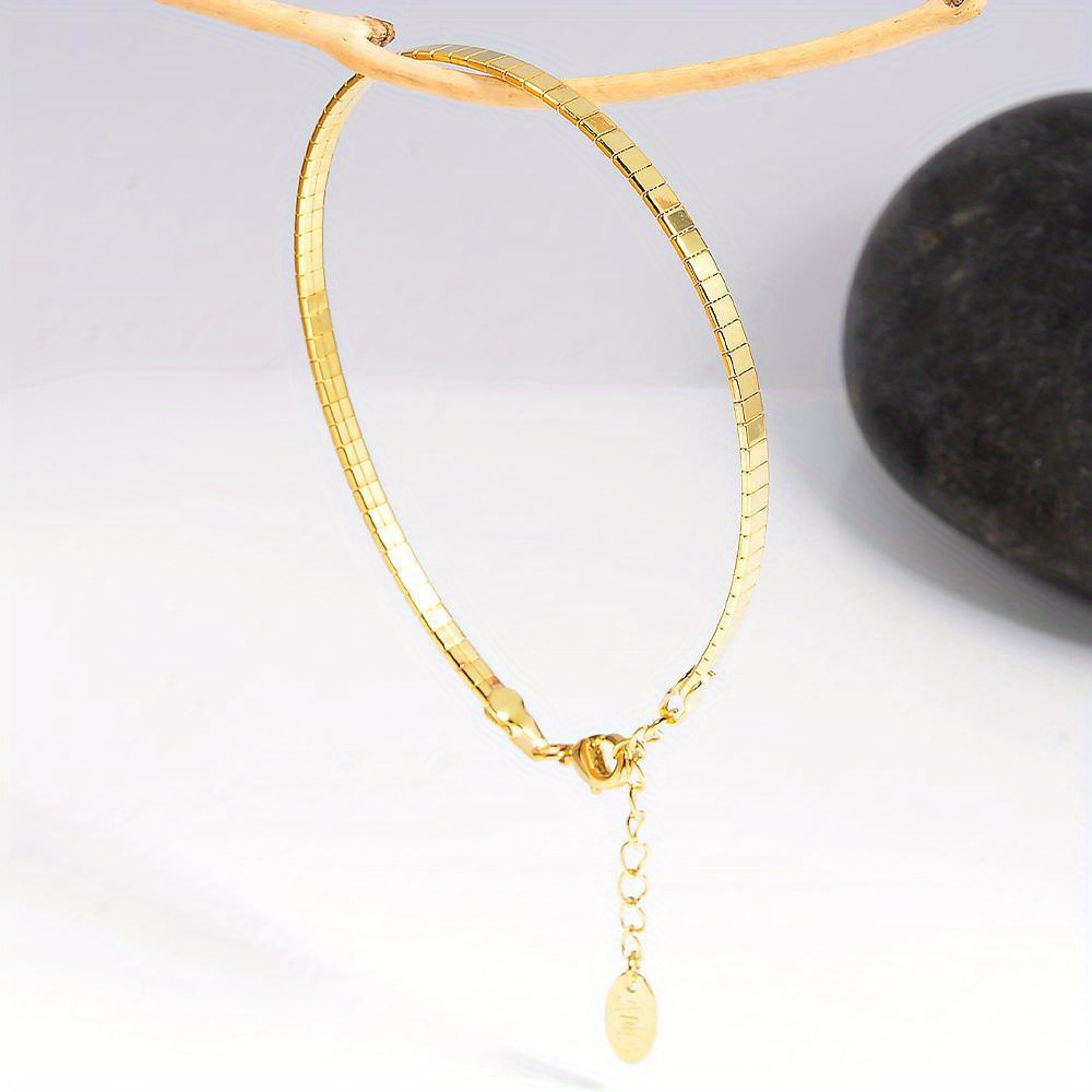 Minimalist Fashion Chain, Golden