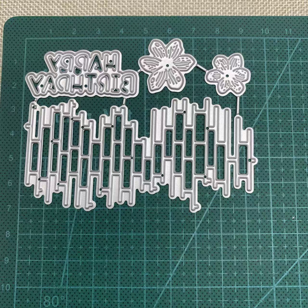 TEMU 1pc Flowers Cutting Die For Scrapbooking - Durable Metal Cutting Die For Diy Photo Album Decorative Paper Card, Metal Card Making Supplies