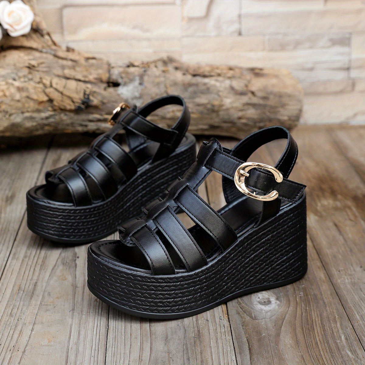 A Pair Stylish Platform High Heeled Sandals A Single Strap