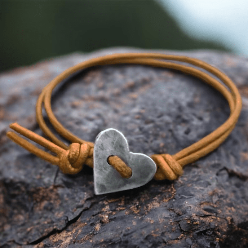 

1pc Of Retro Heart Ethnic Rope Copper Brown Silvery Hand Rope Women's Gift