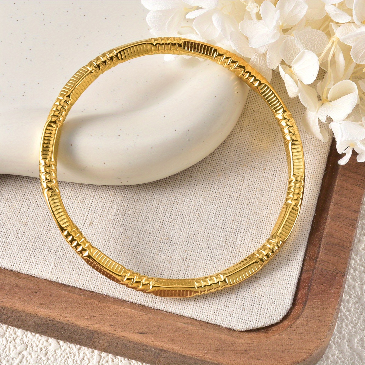 Women's Vintage Texture Stainless Steel Bracelet, Daily Wear