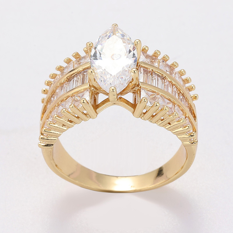 Women's Elegant Luxury Three-Layer Synthetic Zirconia Ring