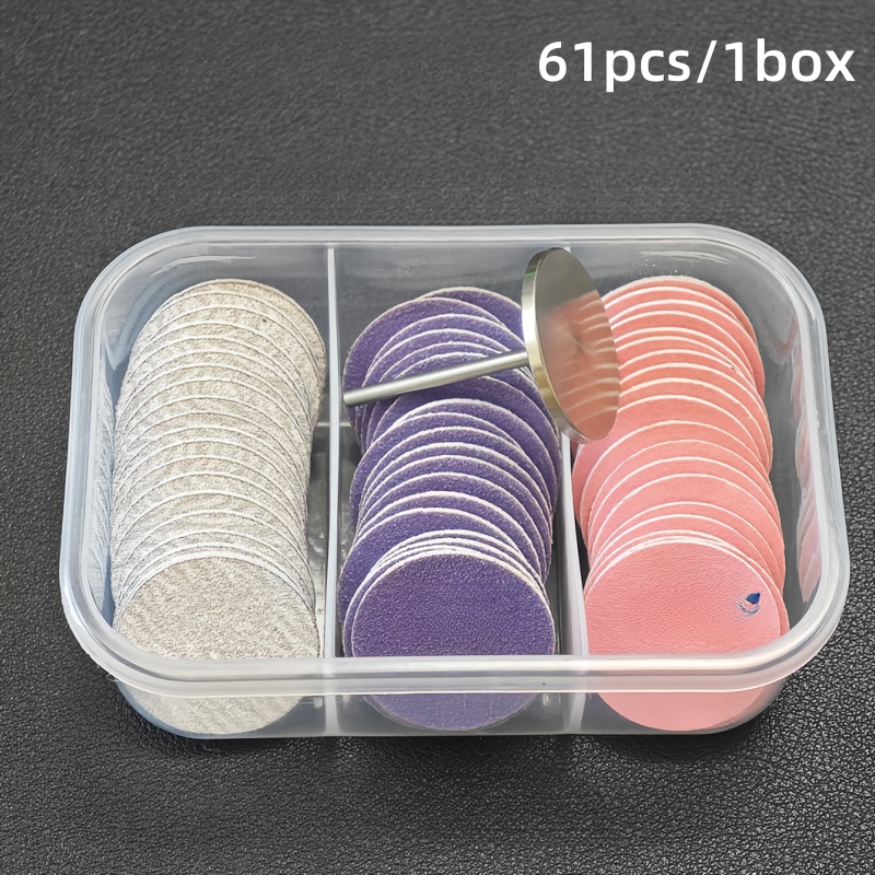 E-shop Ein Set aus 61 Schleifscheiben mit Metall-Nagelbohrern #80, #180 und #240 Ersatzklingen, speziell entwickelt zum Trimmen von Nägeln und Füßen,