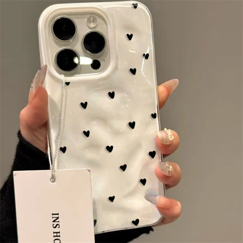 E-shop Handyhülle: Handyhülle für iPhone 16 Pro 15 14 Plus 13 12 Pro Max 17 Air 17 Pro, Elegantes Herz-Muster mit faltiger Textur, Stoßfeste Weiche