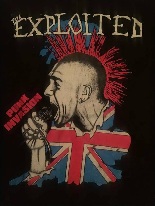 black cotton regular fit punk invasion flag and mohawk design band logo and text punk music festival concert summer holiday youth streetwear