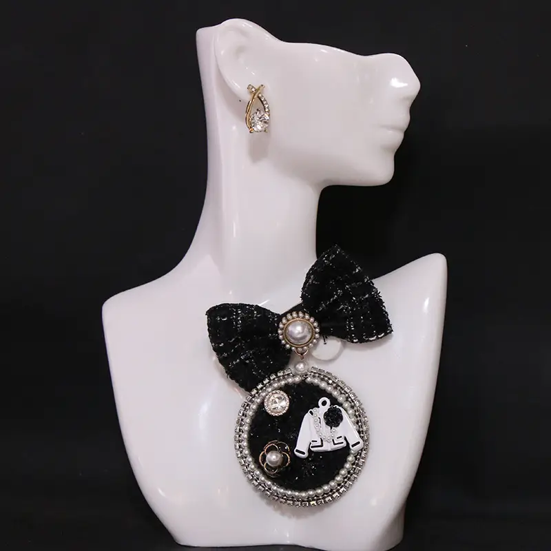 элегантная черная брошь-бабочка с жемчужными вставками роскошная пластиковая булавка для женских платьев и свитеров детали 3