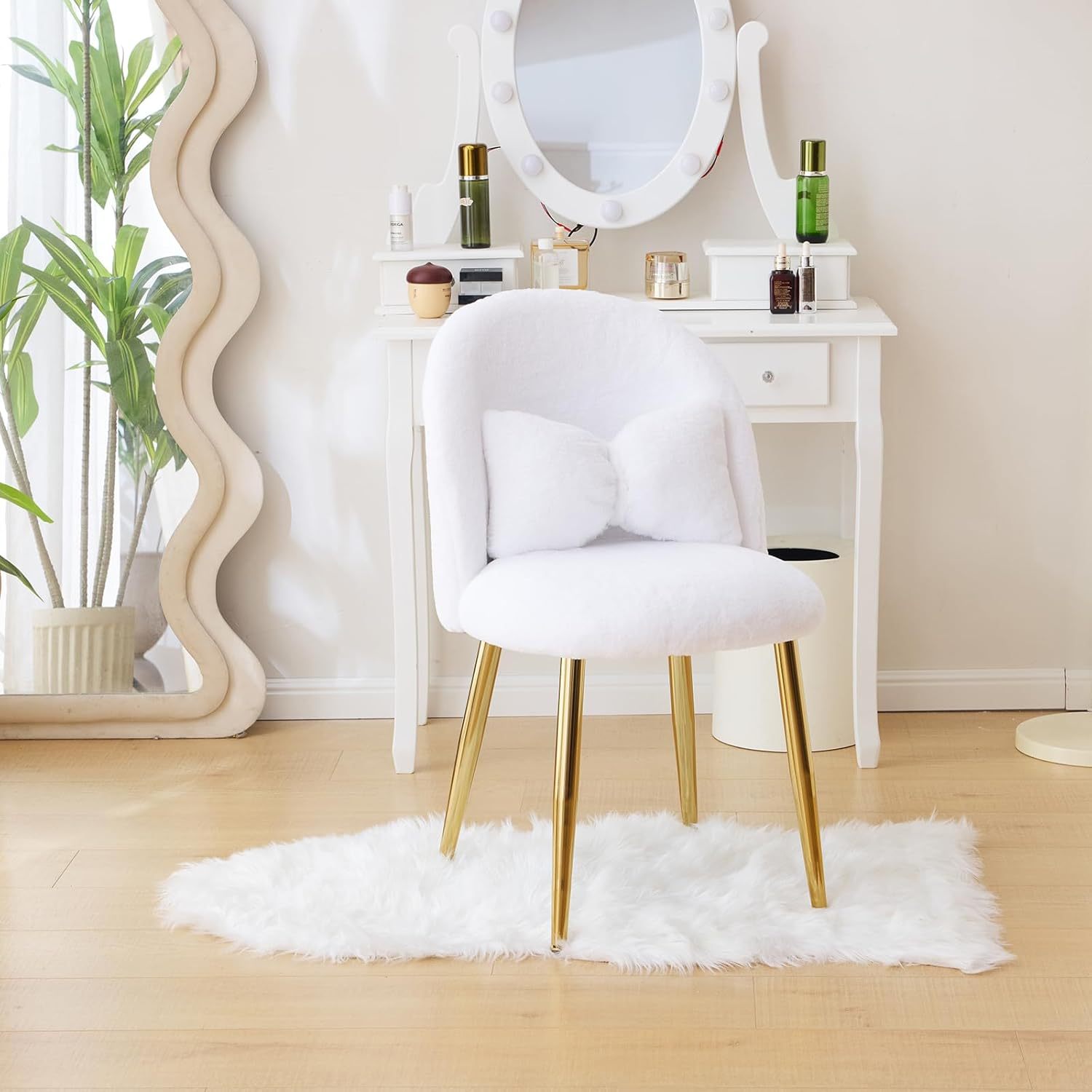 Girls Vanity Chair with Backrest, Small Lounge Chair Without Wheels, Comfy Chair with Bow Cushions, Makeup Chair with Adjustable Golden Legs, Comfortable Chair for Bedroom, Living Room, Small Space