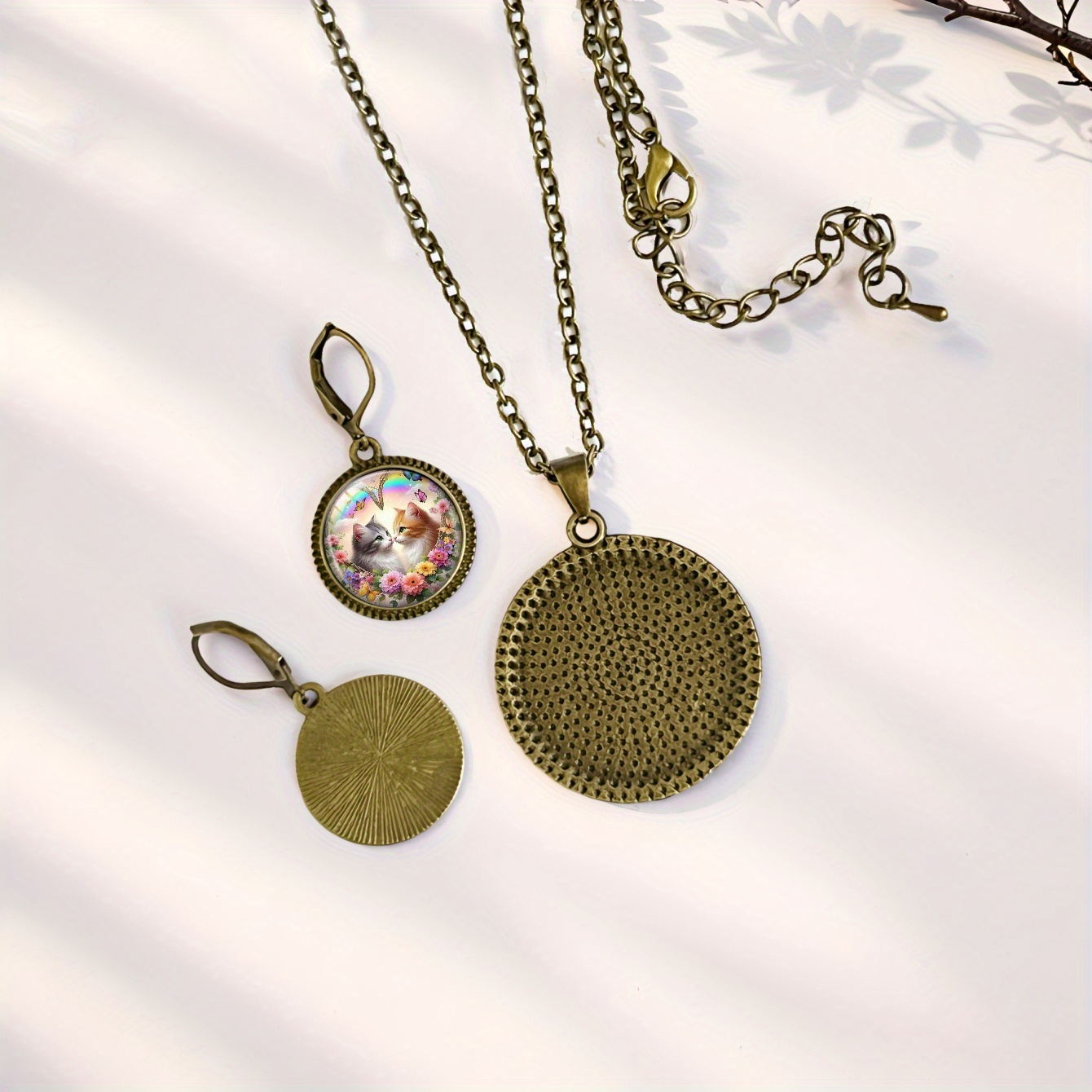 3pcs Cat Couple & Wildflowers Pattern Necklace & Earrings Set