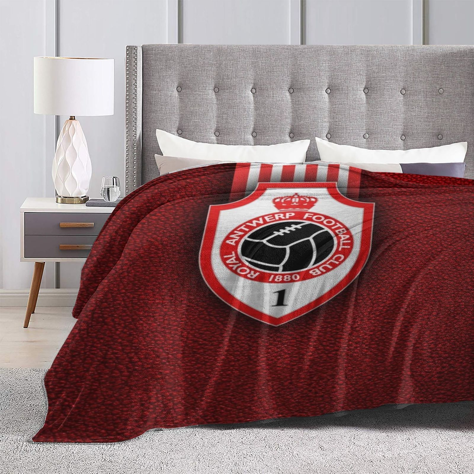 

[sportsthemed Decor] Antwerp Football Club Themed Fleece Blanket - Soft, With Hd Soccer Emblem Design - Bedroom, Living Room, Or Office Decor - Polyester Throw