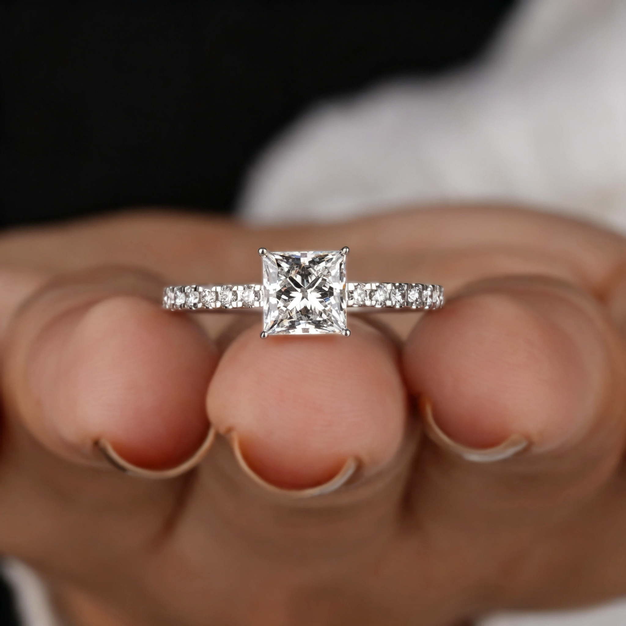 Brilliant Princess Cut Moissanite Ring in 925 Silver, Exquisite Gift