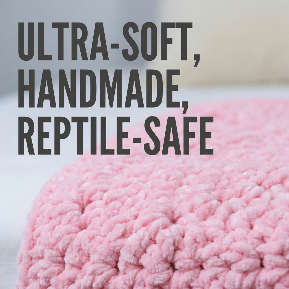 Reptile Blanket Suitable for Sleeping & Travel - Super Soft Chenille Lizard Wrap with Adorable Cocoon Bed for, Frogs, Lizards - Cozy Snuggling for Bonding & Photography, 5 Colors, 29.97x29.97cm for Small Amphibians