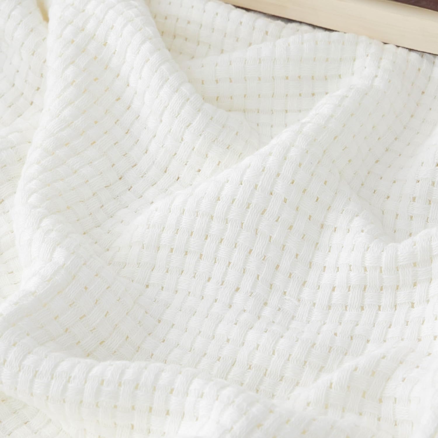 

Cozy Comforter Cotton Blanket - Breathable & Lightweight, Summer | Cozy Woven Design In White