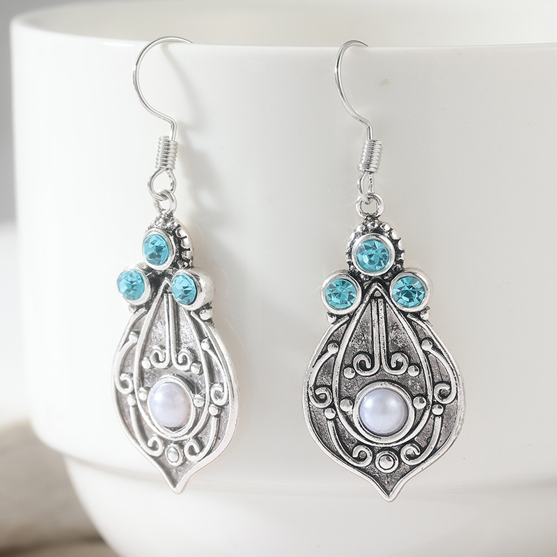 TEMU Retro Hand-carved Roller-patterned Earrings, Elegant Ethnic-style Jewelry Additions, Suitable For Women To Wear During Holidays And Vacations. A
