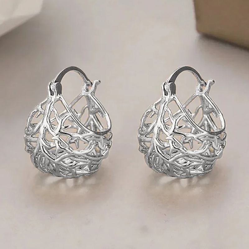 Image of 1 Pair Women's Fashion Ring Earrings Exquisite Hollow Ball Earrings Women's Casual Vacation Party Earrings Additions