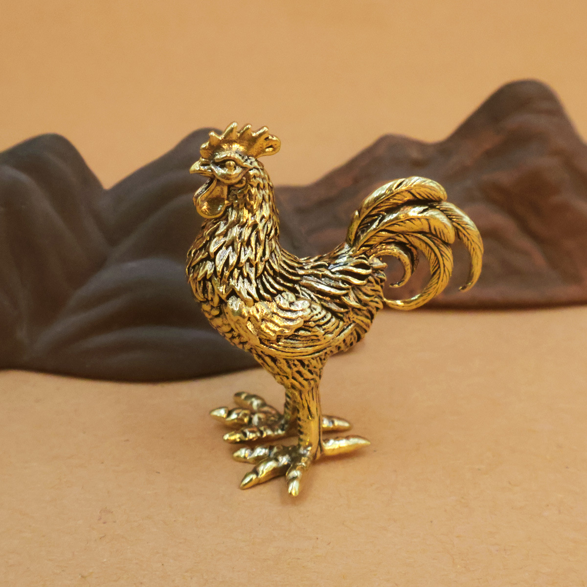 E-shop Sammelfiguren, neue Messing-Statue des Tierkreiszeichens Hahn, rein goldene, anziehende für Wohnzimmer oder Schreibtisch