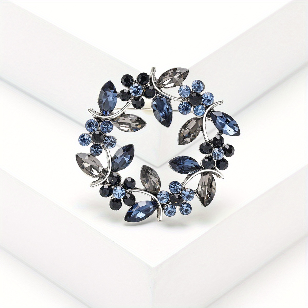 Elegant Floral Garland Rhinestone Brooch, Vintage And Unique Chest Flower, Women's Fashionable , Suitable For Weddings And Formal Occasions, Gift