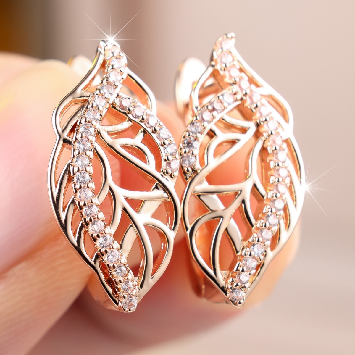 Men's Hollow-Out Leaf Ear Cuffs with Sequin Accent