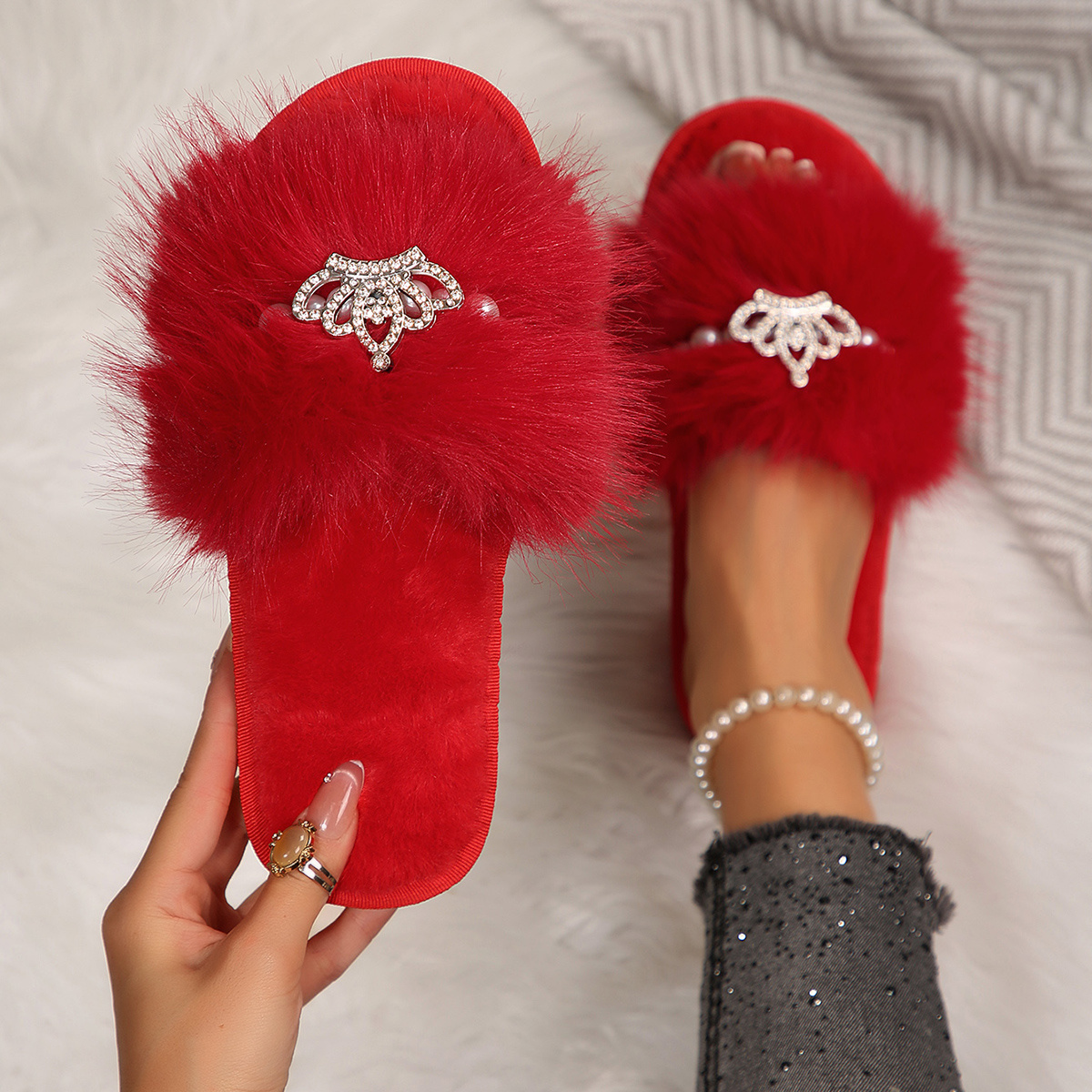 TEMU Lqteyu Women's Retro Rhinestone Crown Slippers - Winter Warm Furry Sole & Sole Suitable For Indoor/outdoor Wear, Wedding Bridal Footwear, Sole