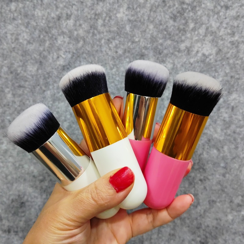 

New Chubby Pier Foundation Brush Flat Cream Makeup Brush Great For Face Powder Blush Concealer Professional Cosmetic Makeup Brush