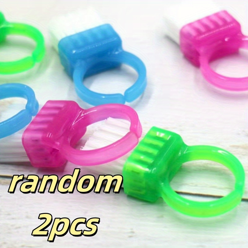 TEMU Set /4 pezzi, casuale Mini spazzola a anello Spazzola antipolvere Spazzola a cinturino per Spazzola per unghie Strumento universale Spazzola