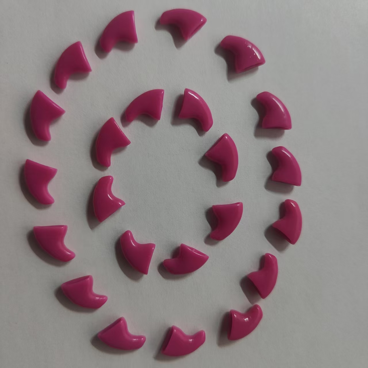 20 Protège-Griffes PVC Durables pour Chat - Armure -Griffure Moyenne, Plusieurs Couleurs, Accessoire de pour Animaux Toutes Saisons