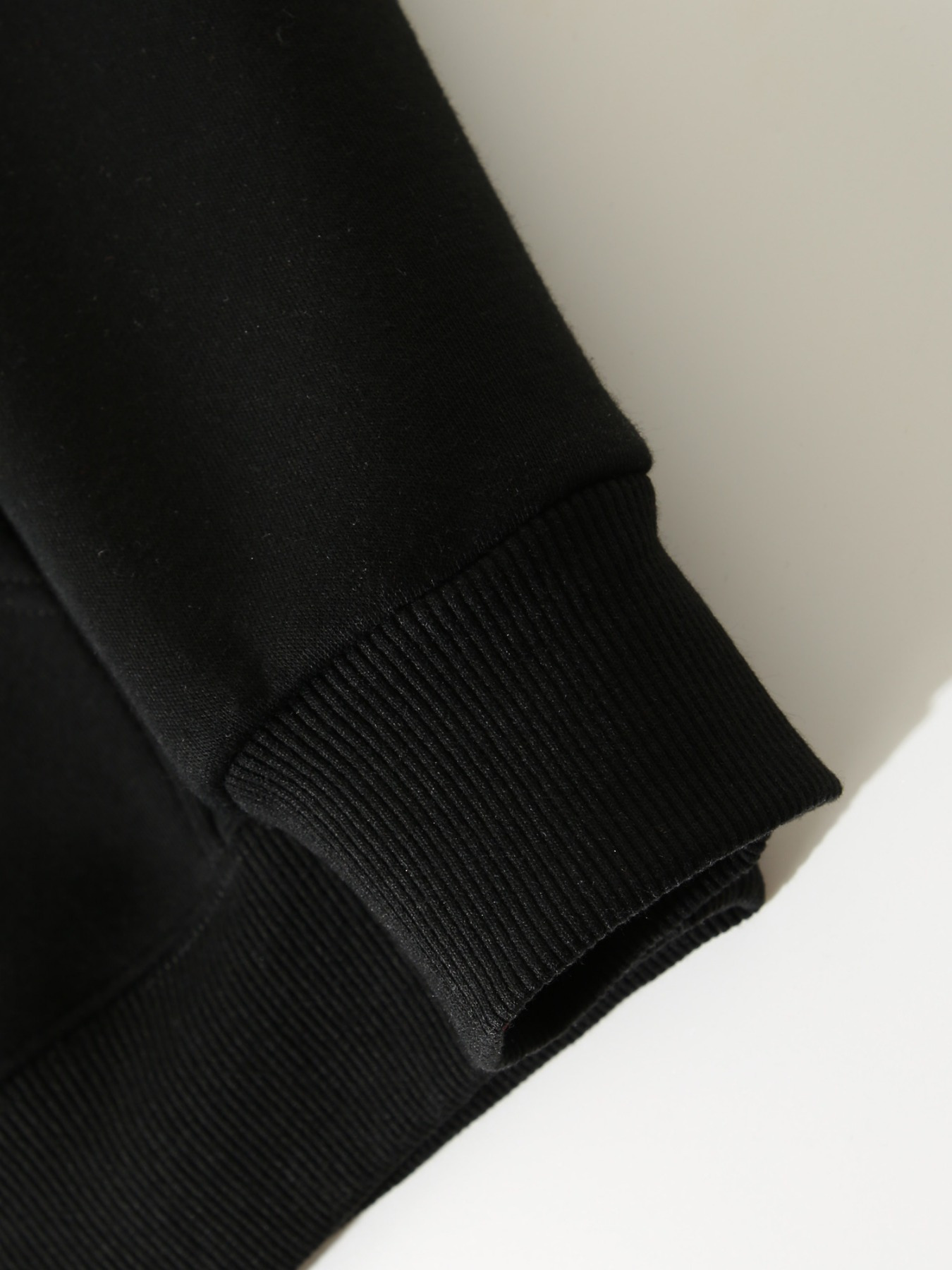 39061092480c4319b57d8507cfaf3075 Goods