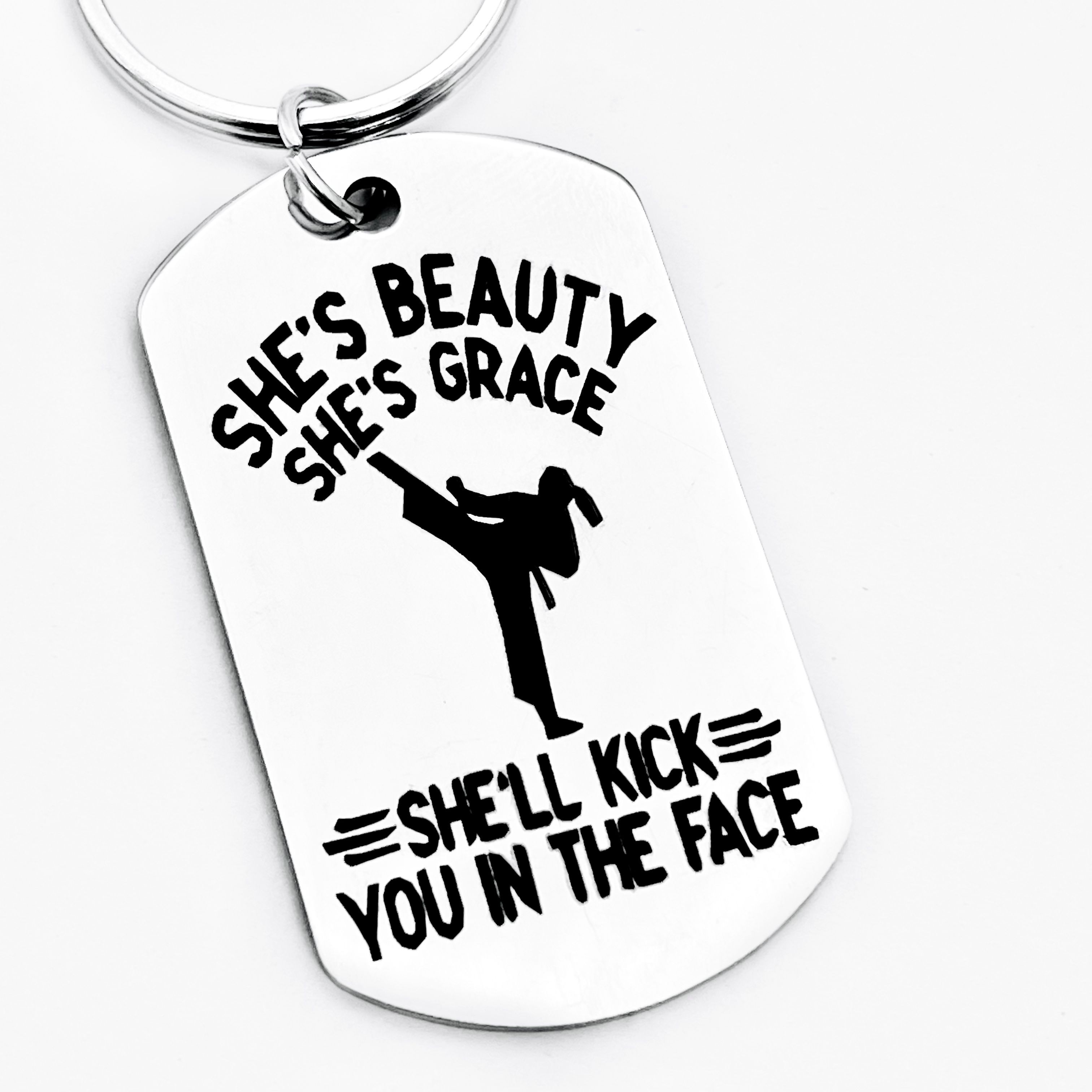 TEMU Un porte-clés sur le thème du karaté - Fabriqué en acier inoxydable robuste, avec une de coup de pied et un slogan, parfait pour les passionnés