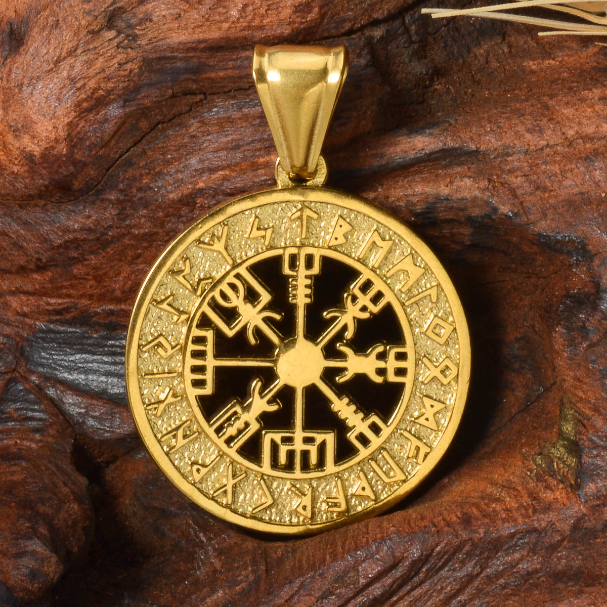 Men's Classic Vintage Rune Compass Pendant Necklace