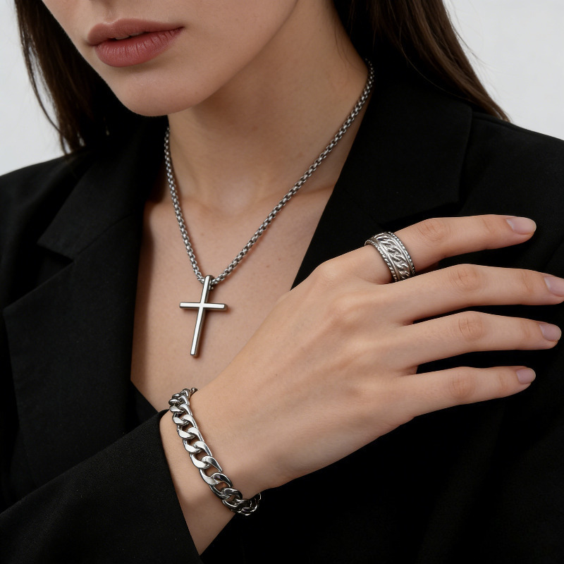 お得！シルバーアクセサリーまとめ売り クロスネックレス ブレスレット リング ファッションスタイル クロスペンダント ネックレス ブレスレット