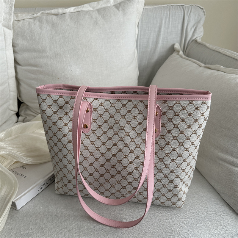 Retro Large-capacity Shoulder Bag For Women 2026 Minimalist Fashion Shoulder Bag Textured Trendy Commuter Tote Bag