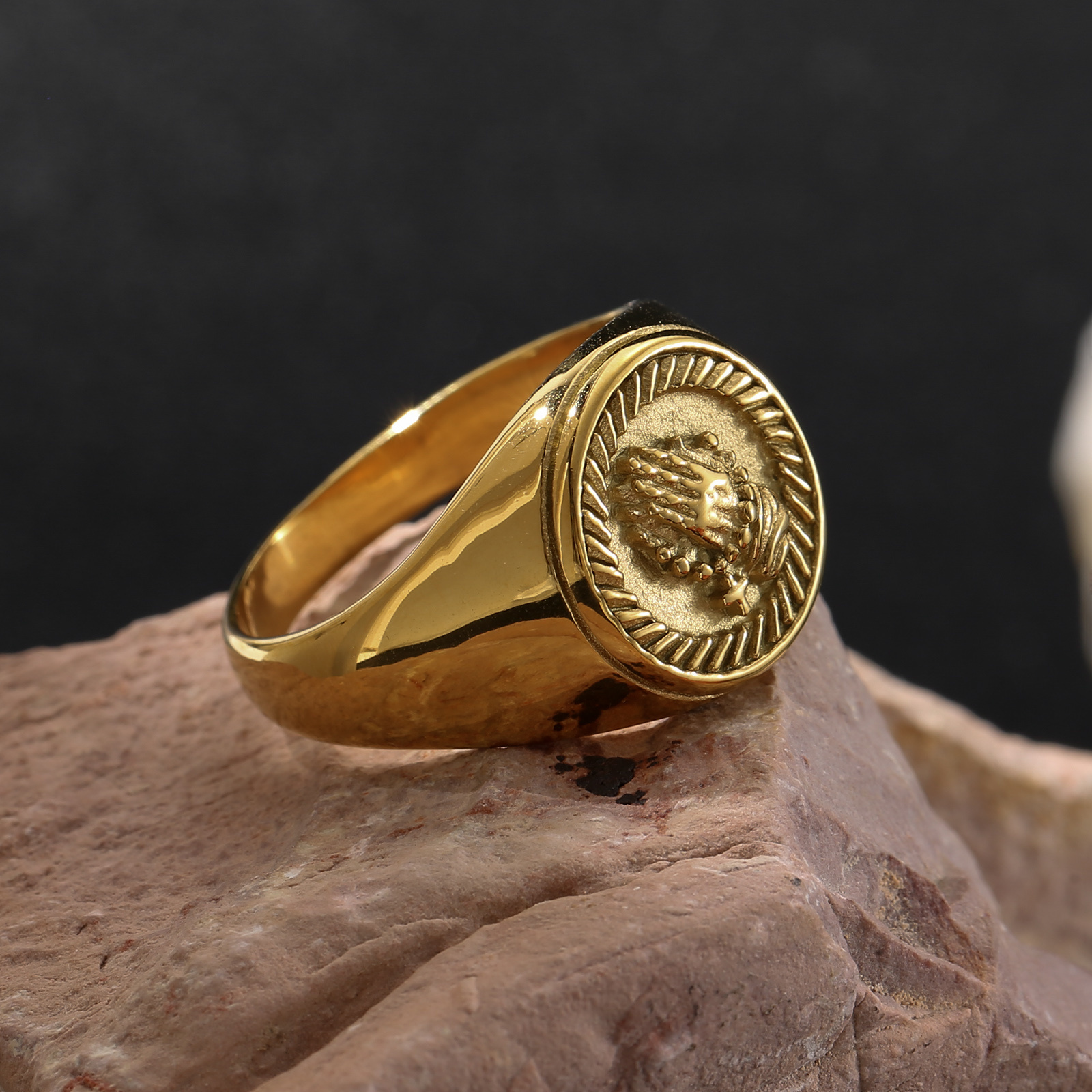 Image of Hand Signet Rings Men Women 316l Stainless Steel Golden Silvery Religious Cross Band Rings Fashion Accessory Gift