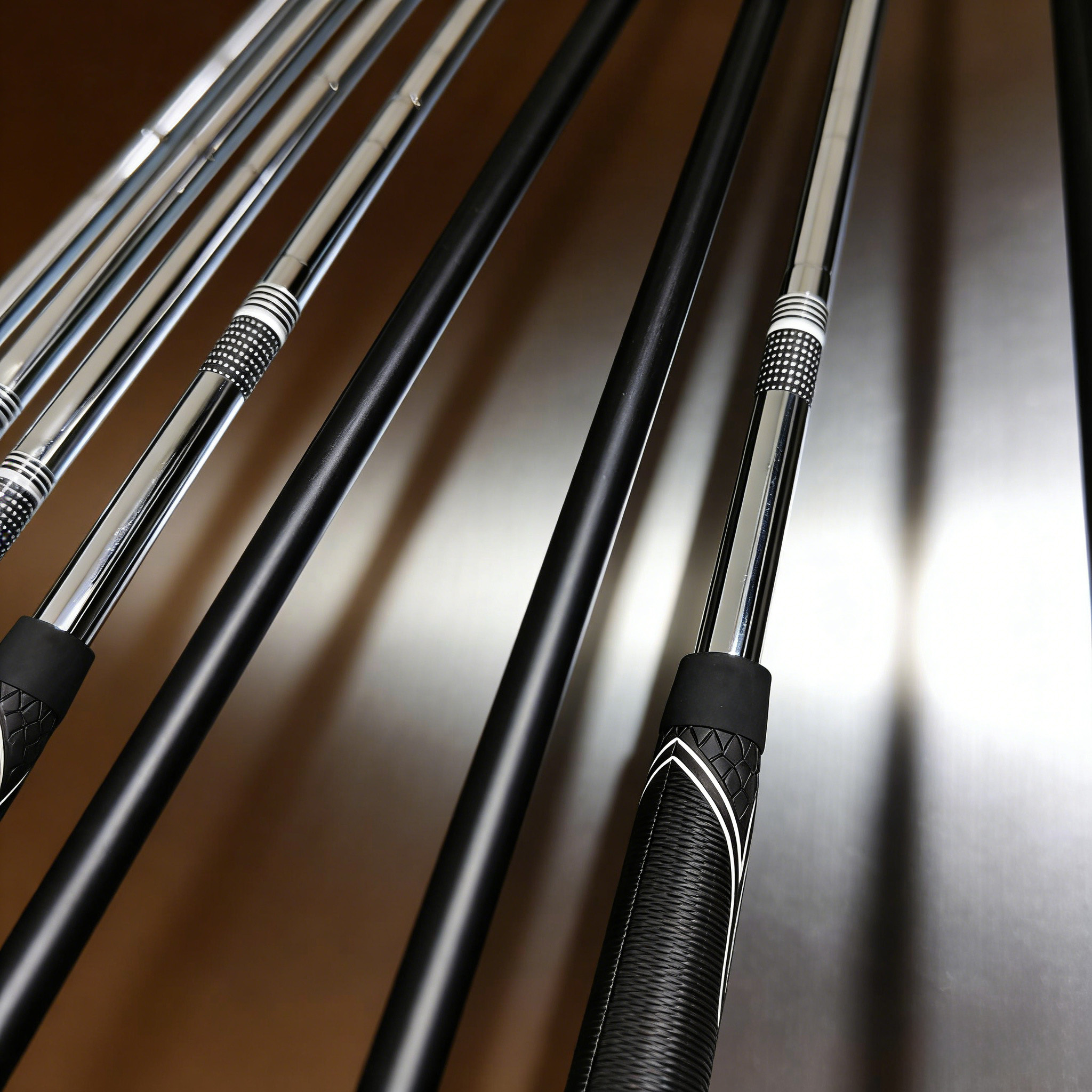 Fashion Black Silvery FAZER Golf Full Set Clubs, 12pcs: 4 Wood, 7 Iron, 1 Putter, High Launch Trajectory, Easy to Hit, Professional Clubs for Training and Competition, No Bag Included