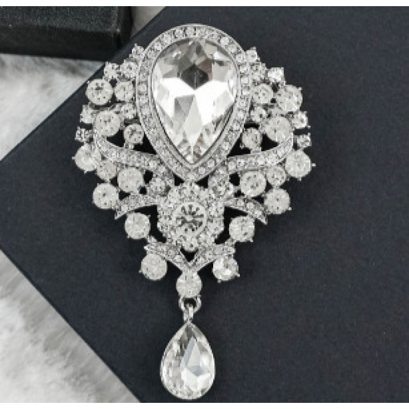 TEMU 1pc Light Luxury Women's Brooch, Exquisite Teardrop Design, Suitable For Parties And Gatherings, Christmas Holiday Gift