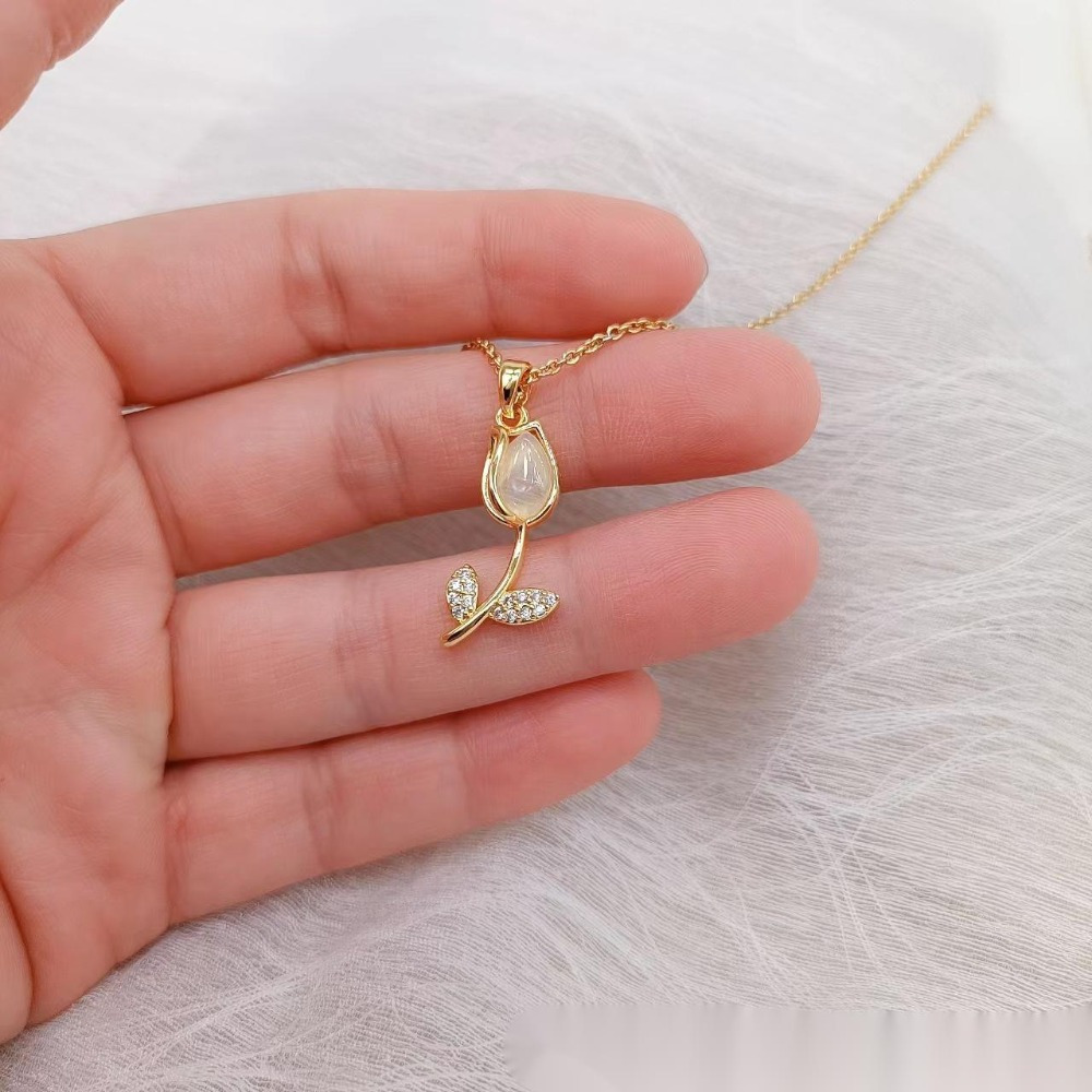 Women's Elegant Tulip Pendant Necklace, Sparkling Design