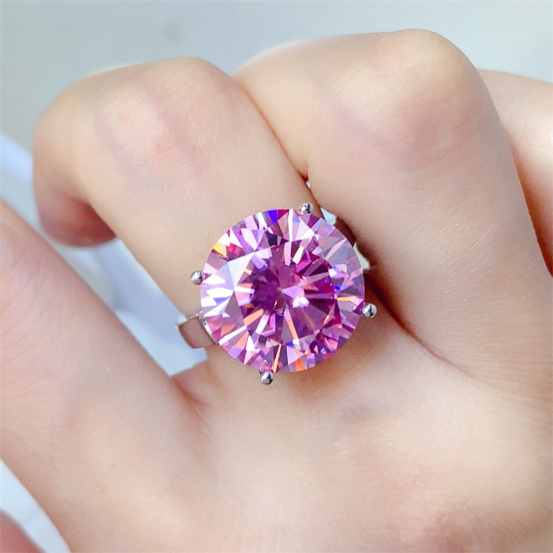 Image of 3-carat Pink Moissanite 952 Silvery 4 Claw Moissanite Ring Pigeon Egg Women's Colored Moissanite Ring, Jewelry Elegant Romantic Fashionable Valentine's Day Birthday Gift