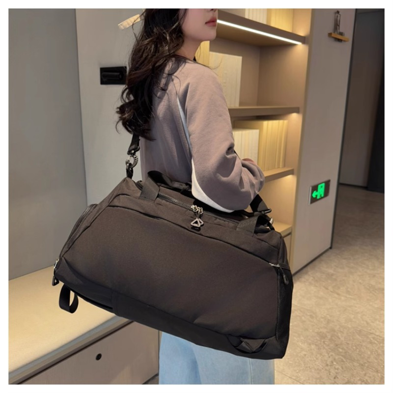 Gran Capacidad Bolsa de Gimnasio y Viaje - Convertible en Mano, Hombro o Mochila con Cierre de Cremallera - Equipaje Ligero y Duradero para Mujeres/Hombres, Negocios, Vacaciones, Yoga, Gimnasio - Compartimento Principal Espacioso & Organizador Frontal - Bolso Diario, Escapada de Fin de Semana, Diseño Minimalista, Correas Ajustables, Tote Portátil, Para Viajeros Frecuentes, Equipo Deportivo, Versátil, Costuras Reforzadas, Estilo Activo