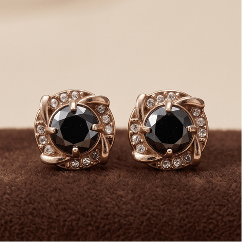 item picture 1pair 0.5 Carat Black Round Moissanite Stainless Steel Four-prong Stud Earrings, Luxurious Are Perfect for Daily Use And As Gifts for Valentine s Day