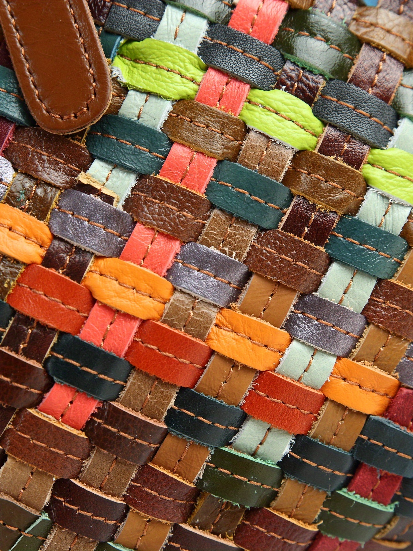 Handbag worn on shoulder full view