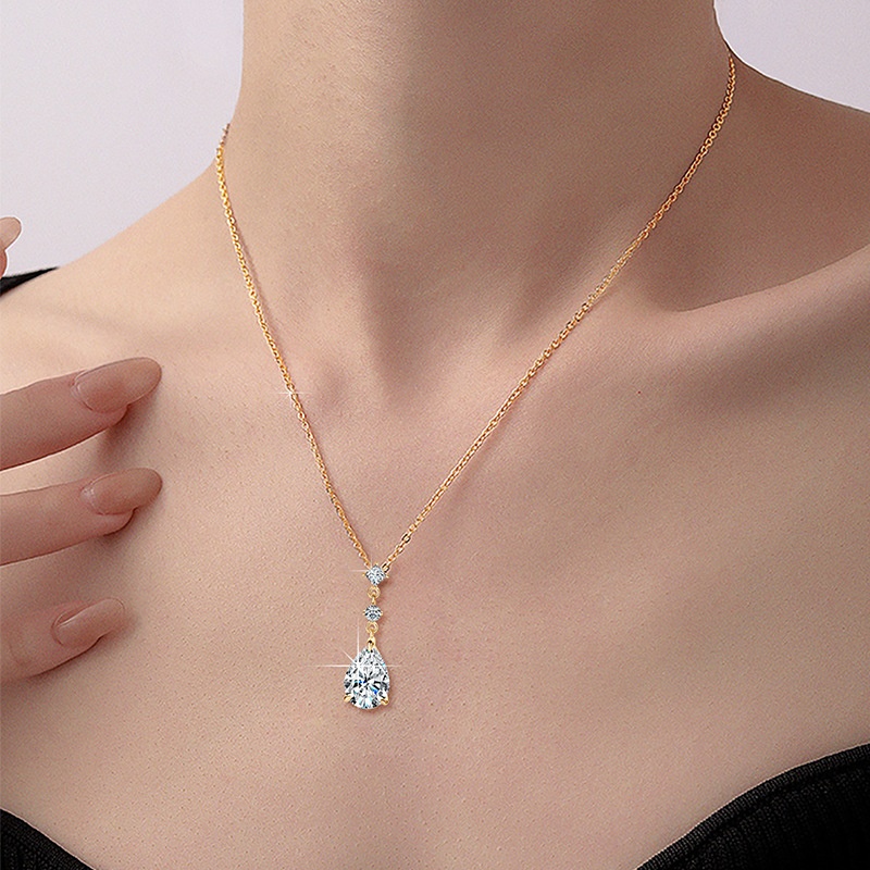 A 925 Silvery 2-carat Teardrop Pendant, Ocean Heart, a Niche Minimalist Elegant Autumn/winter Holiday Gift for Men and Women, Couples' High-quality Pendant Necklace Collarbone Chain. Suitable for Black Friday, Weddings, Banquets, Parties