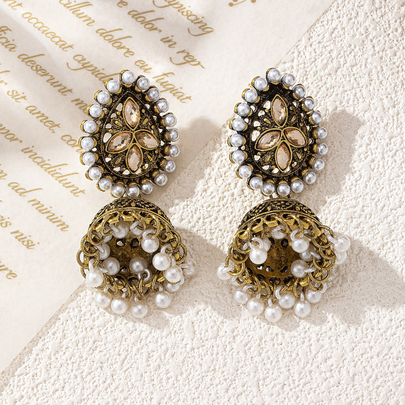 Image of Vintage Elegant High-end Bell-shaped Tassel Stud Earrings For Daily , Birthday Gift, Vacation Party Banquet Earrings, For Teenager