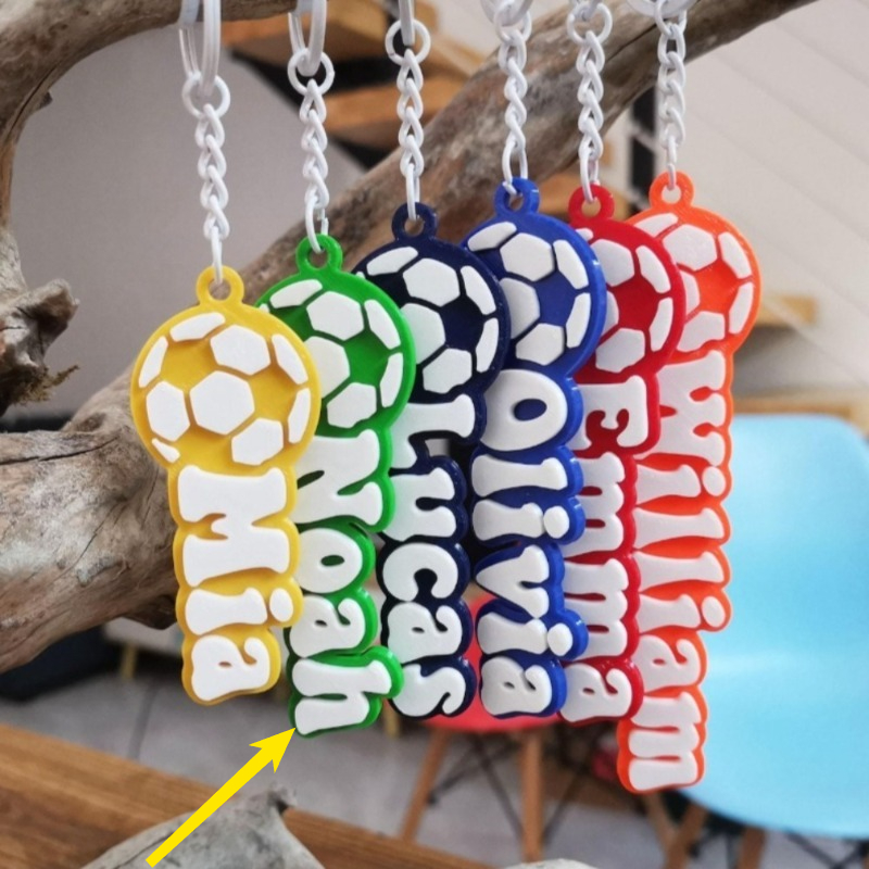 Po personaliziran 3D natisnjen obesek za ključe z imenom, nogometni športni obesek za ključe, za nahrbtnik in prtljago, darila za navijače