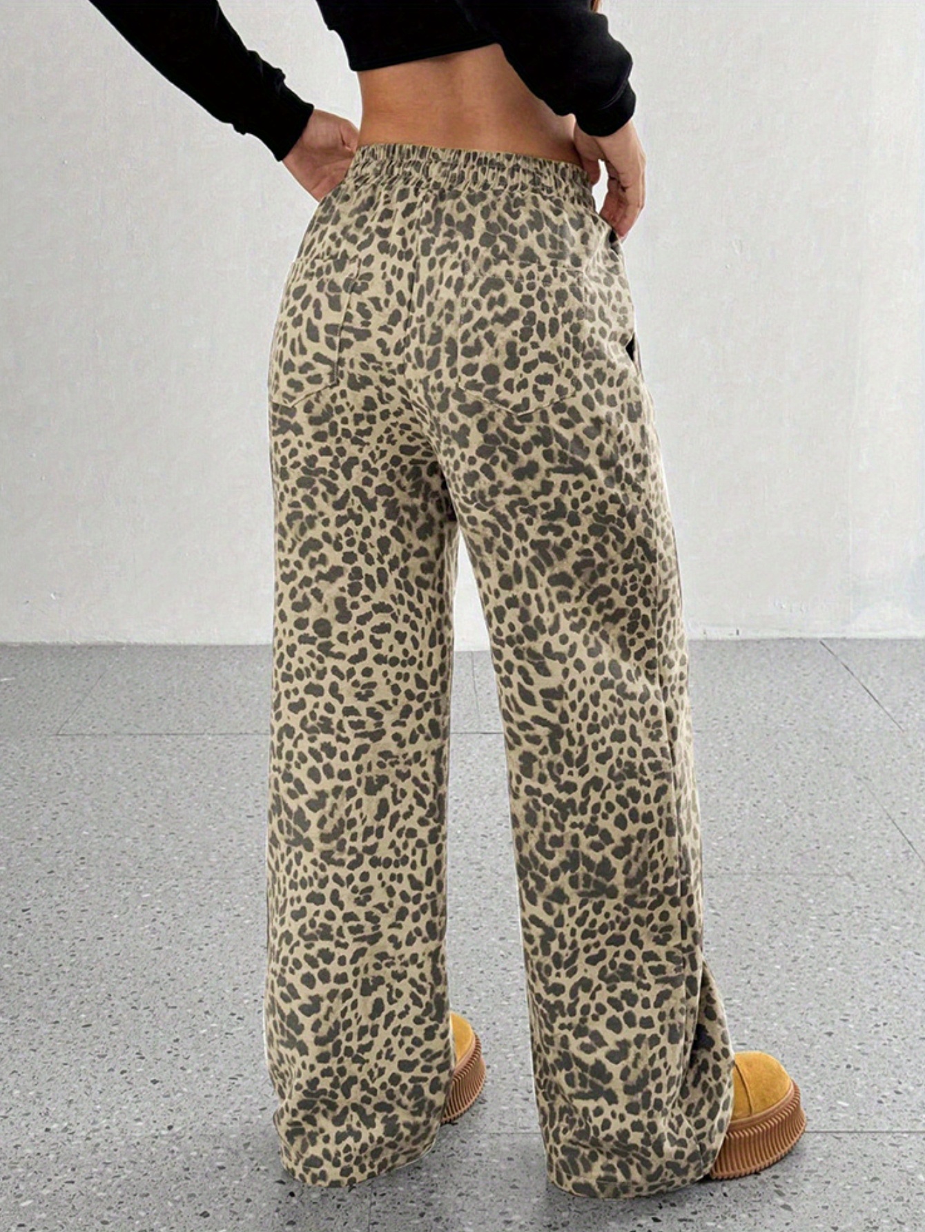 IVE 着用/PRIMEMEMBERS/Leopard Wide Joggers Leopard Wide Leg Joggers – The Sip & Shop Boutique